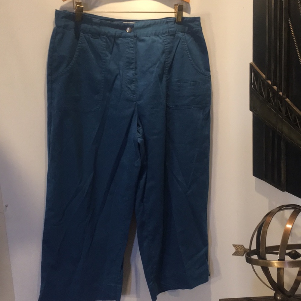 CHICO’S WOMAN’ CASUAL PANTS